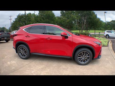 Certified 2025 Lexus NX 250 FWD w/ Towing Package (2000 Lbs) image 9