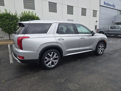 Certified 2022 Hyundai Palisade SEL w/ Premium Package FWD image 8