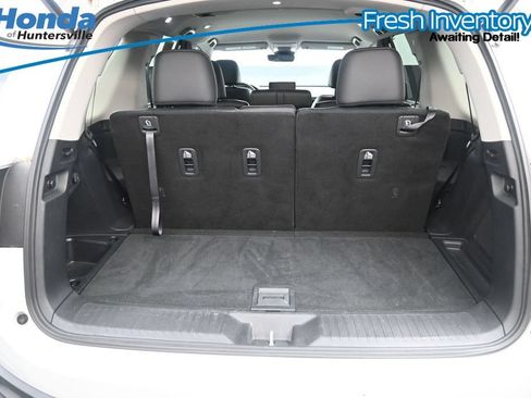 Used 2025 Honda Pilot EX-L image 18
