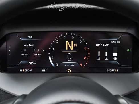 Used 2025 McLaren 750S Spider RWD image 12