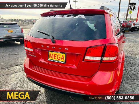 Used 2018 Dodge Journey SXT w/ Blacktop Package image 12