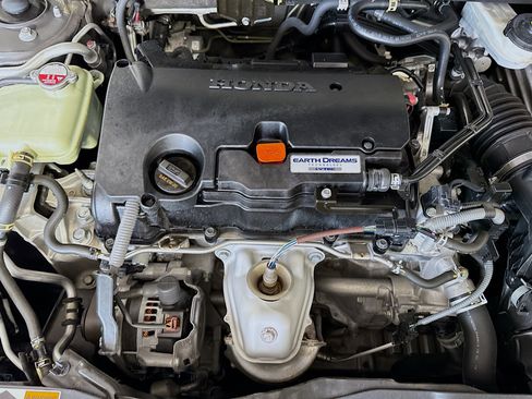 Used 2019 Honda Civic LX image 38