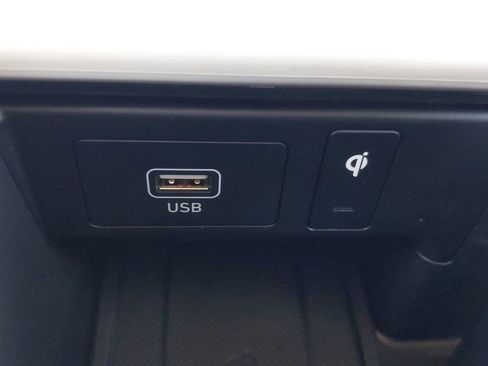 Used 2023 Hyundai Palisade Calligraphy image 24