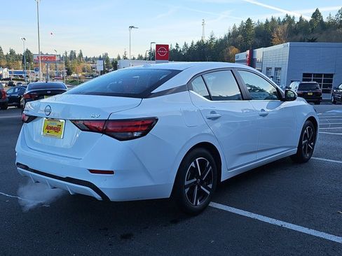 Certified 2024 Nissan Sentra SV image 5