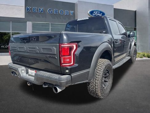 Used 2019 Ford F150 Raptor w/ Equipment Group 802A Luxury image 4