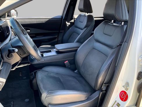 Certified 2024 Nissan Ariya AWD image 7
