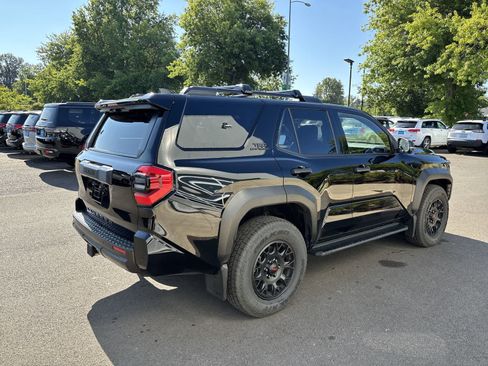 Used 2026 Toyota 4Runner TRD Off-Road Premium AWD/4WD image 4