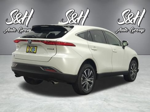 Used 2022 Toyota Venza LE image 22