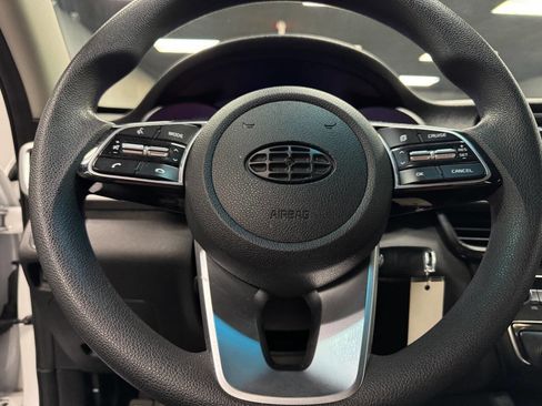 Used 2019 Kia Optima LX image 20