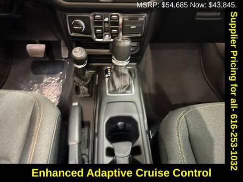 New 2025 Jeep Gladiator Sport image 17