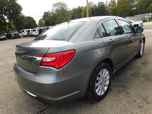 Used 2013 Chrysler 200 Touring image 10