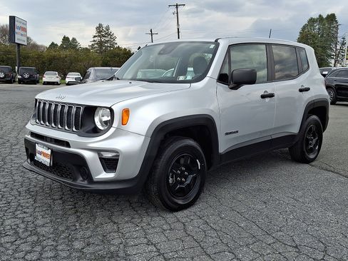 Used 2021 Jeep Renegade Sport image 3