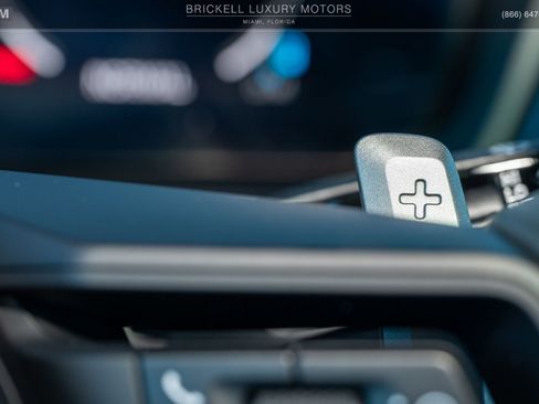 Used 2024 Porsche Cayenne S image 33