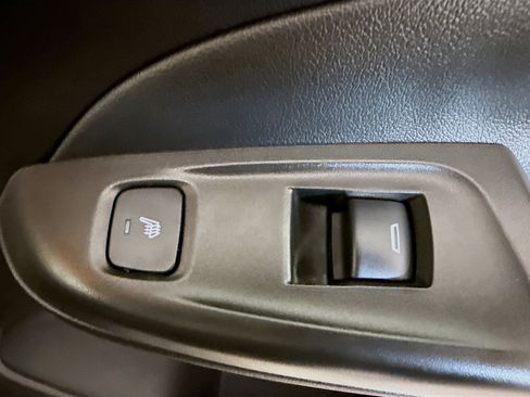 Used 2023 Chevrolet Bolt EUV Premier w/ Redline Edition image 31