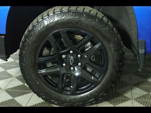 Used 2022 Chevrolet Silverado 1500 Custom Trail Boss AWD/4WD image 20
