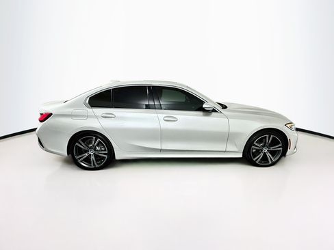 Used 2021 BMW 330i Sedan w/ Convenience Package RWD image 10