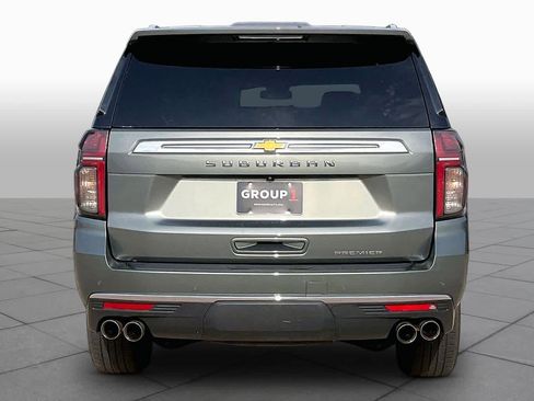 Used 2023 Chevrolet Suburban Premier RWD image 5