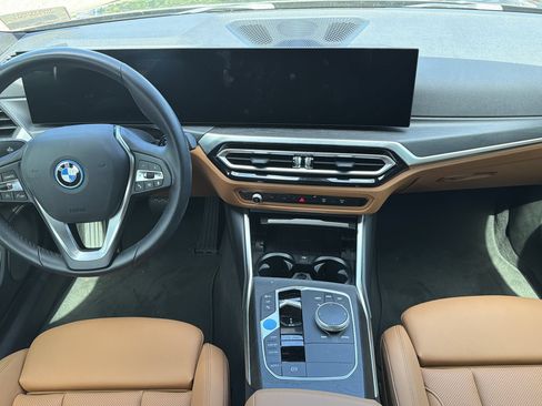 Used 2023 BMW i4 eDrive35 w/ Parking Assistance Package RWD image 15