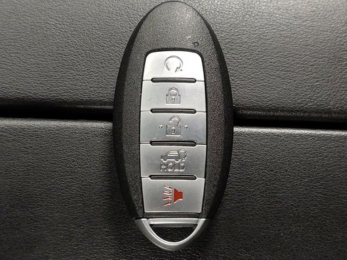 Used 2021 Nissan Rogue SL w/ Premium Package FWD image 32