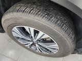 Used 2023 Nissan Rogue SV image 3