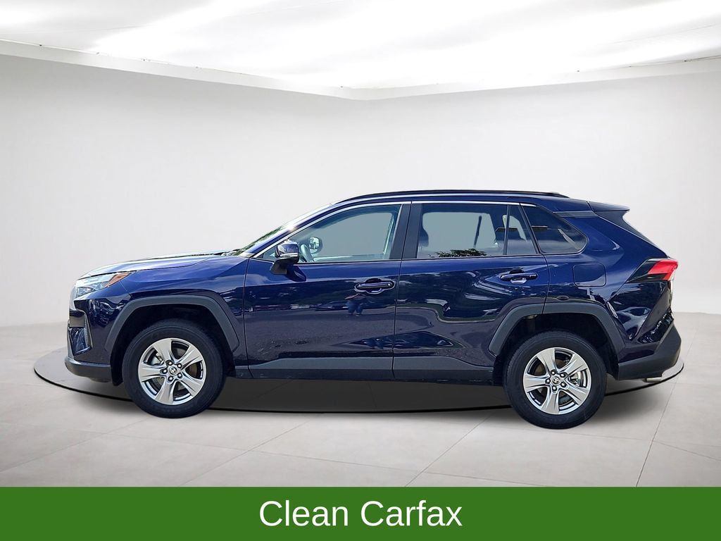Used 2023 Toyota RAV4 XLE FWD image 4