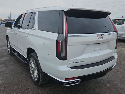 Used 2021 Cadillac Escalade Premium Luxury w/ LPO, Illumination Package image 2