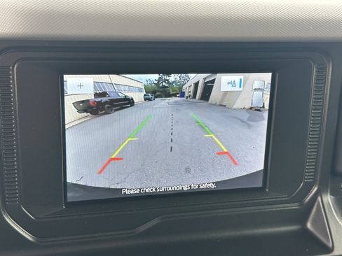 Used 2022 Ford Bronco Badlands w/ Sasquatch Package image 5