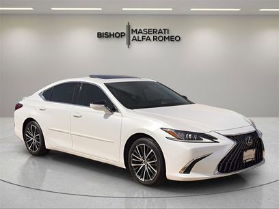 Used 2023 Lexus ES 300h w/ Premium Package
