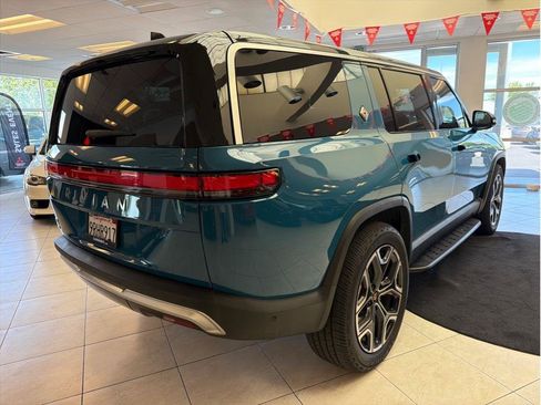 Used 2023 Rivian R1S Launch Edition AWD/4WD image 5