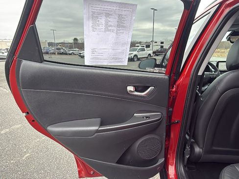 Used 2022 Hyundai Kona Limited image 21