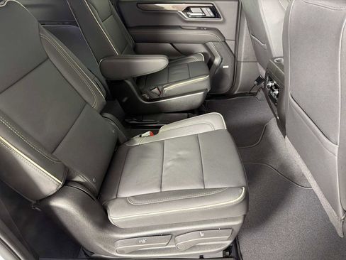 New 2026 GMC Yukon XL Elevation image 14