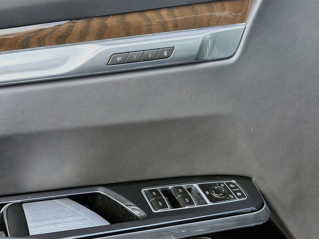 Used 2026 Cadillac Escalade Platinum Sport w/ LPO, ONYX Package AWD/4WD image 25