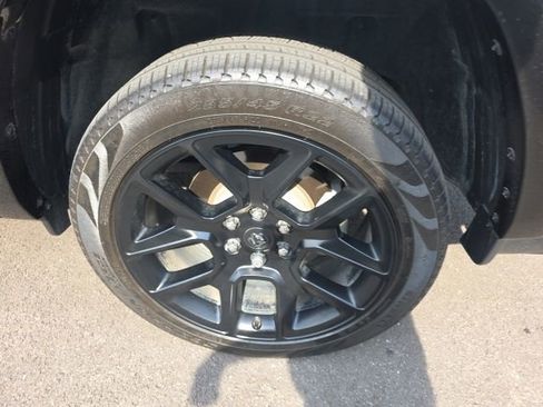 Used 2025 RAM 1500 Laramie w/ Night Edition AWD/4WD image 12