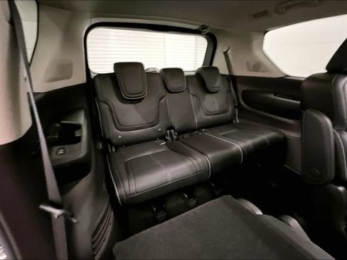 Used 2025 INFINITI QX80 Sensory AWD/4WD image 33