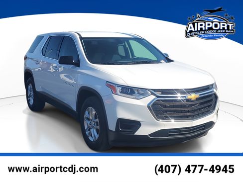 Used 2020 Chevrolet Traverse LS image 1
