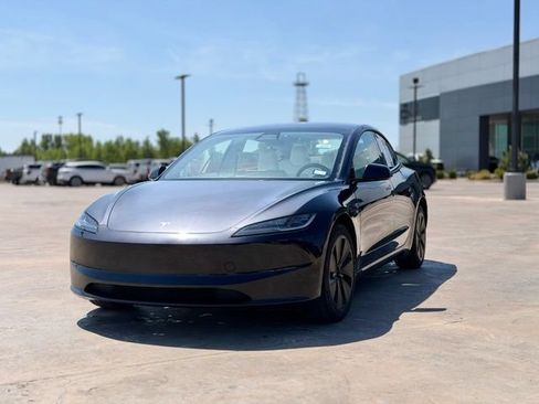 Used 2024 Tesla Model 3 RWD image 2