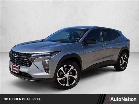 Used 2024 Chevrolet Trax RS FWD image 1