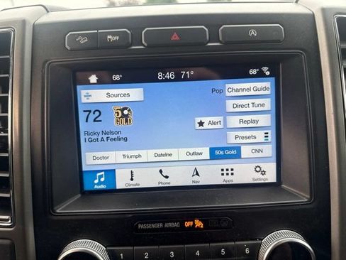 Used 2018 Ford Expedition XLT w/ Equipment Group 202A AWD/4WD image 2