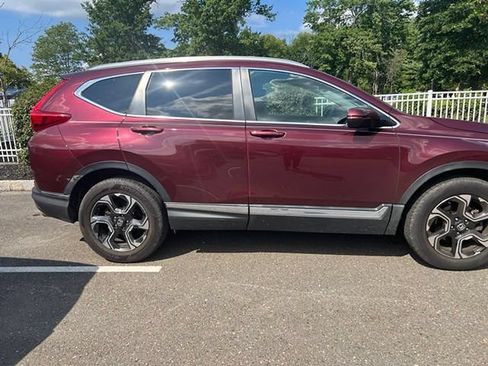 Used 2019 Honda CR-V Touring image 5