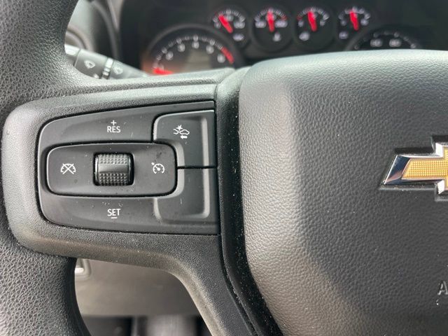 Used 2025 Chevrolet Silverado 1500 Custom RWD image 17