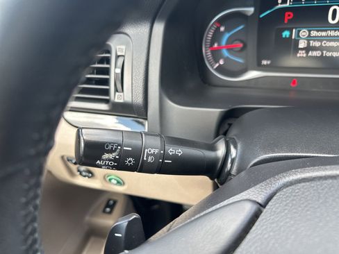 Used 2019 Honda Pilot Touring image 51
