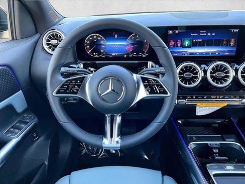 New 2026 Mercedes-Benz GLA 250 GLA 250 image 18