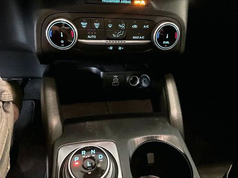 Used 2025 Ford Escape ST-Line image 26