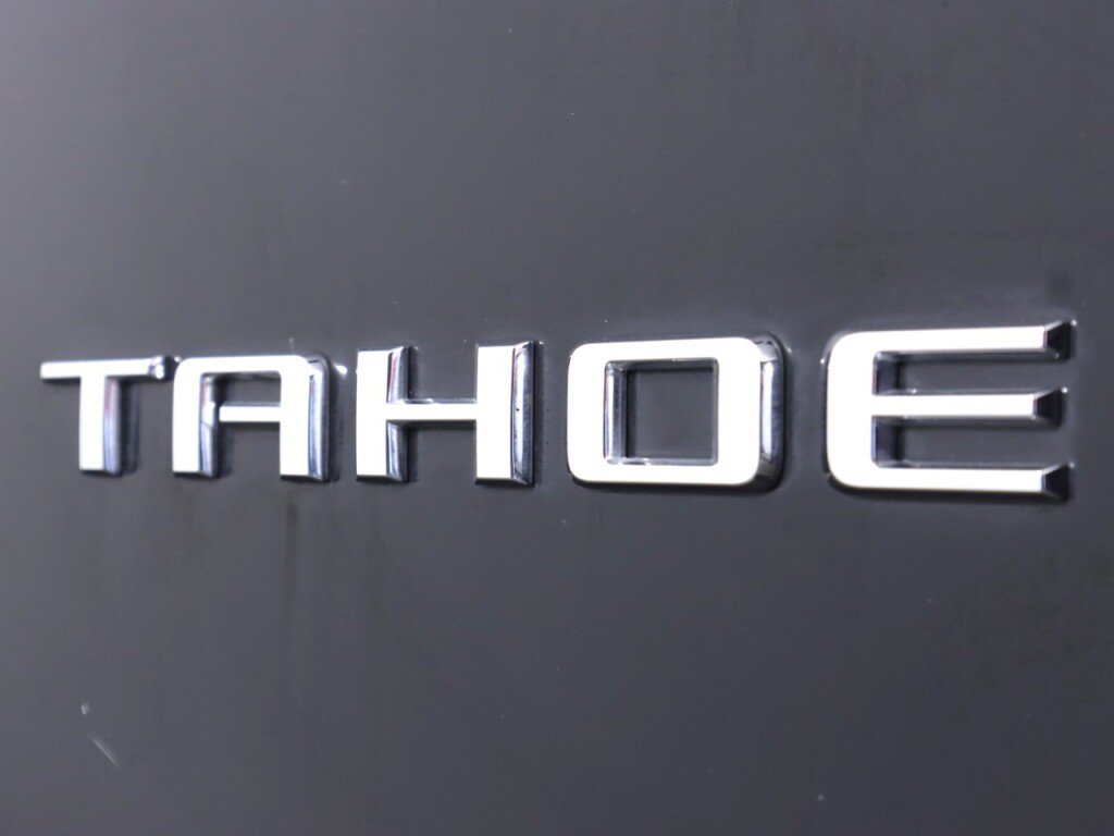 Used 2022 Chevrolet Tahoe LT w/ Luxury Package AWD/4WD image 37