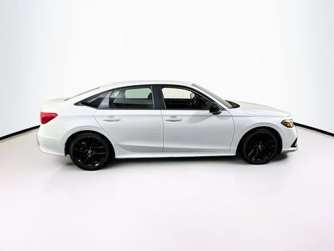 Used 2022 Honda Civic Sport image 4