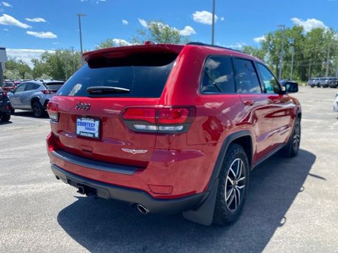 Used 2021 Jeep Grand Cherokee Trailhawk w/ Trailhawk Luxury Group AWD/4WD image 8