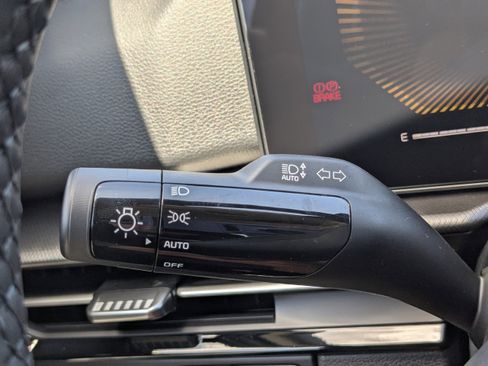 New 2026 Kia Sportage LX FWD image 30