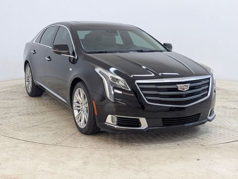 Used 2018 Cadillac XTS Luxury w/ Driver Awareness Package image 7