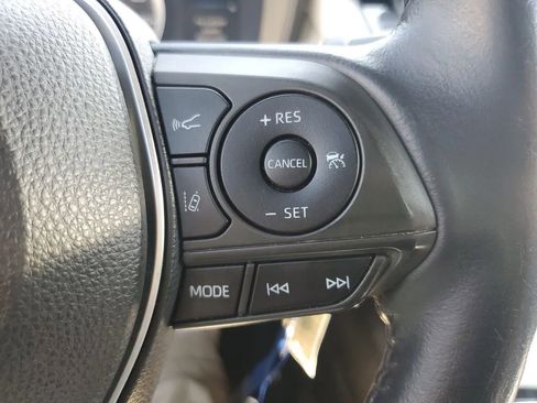 Used 2020 Toyota Corolla SE image 23