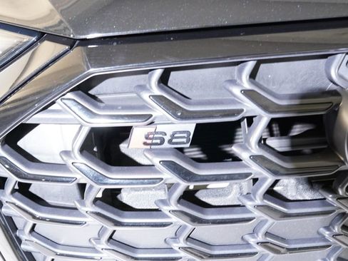 Used 2023 Audi S8 image 24